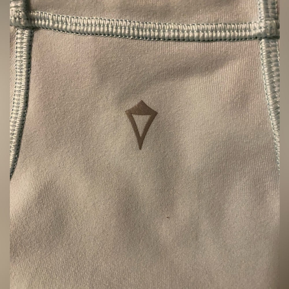 Ivivva jacket - Picture 4 of 9